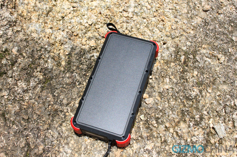 OUTXE W20 Power Bank