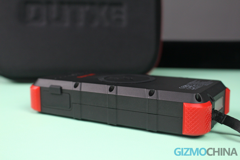 OUTXE W20 Power Bank