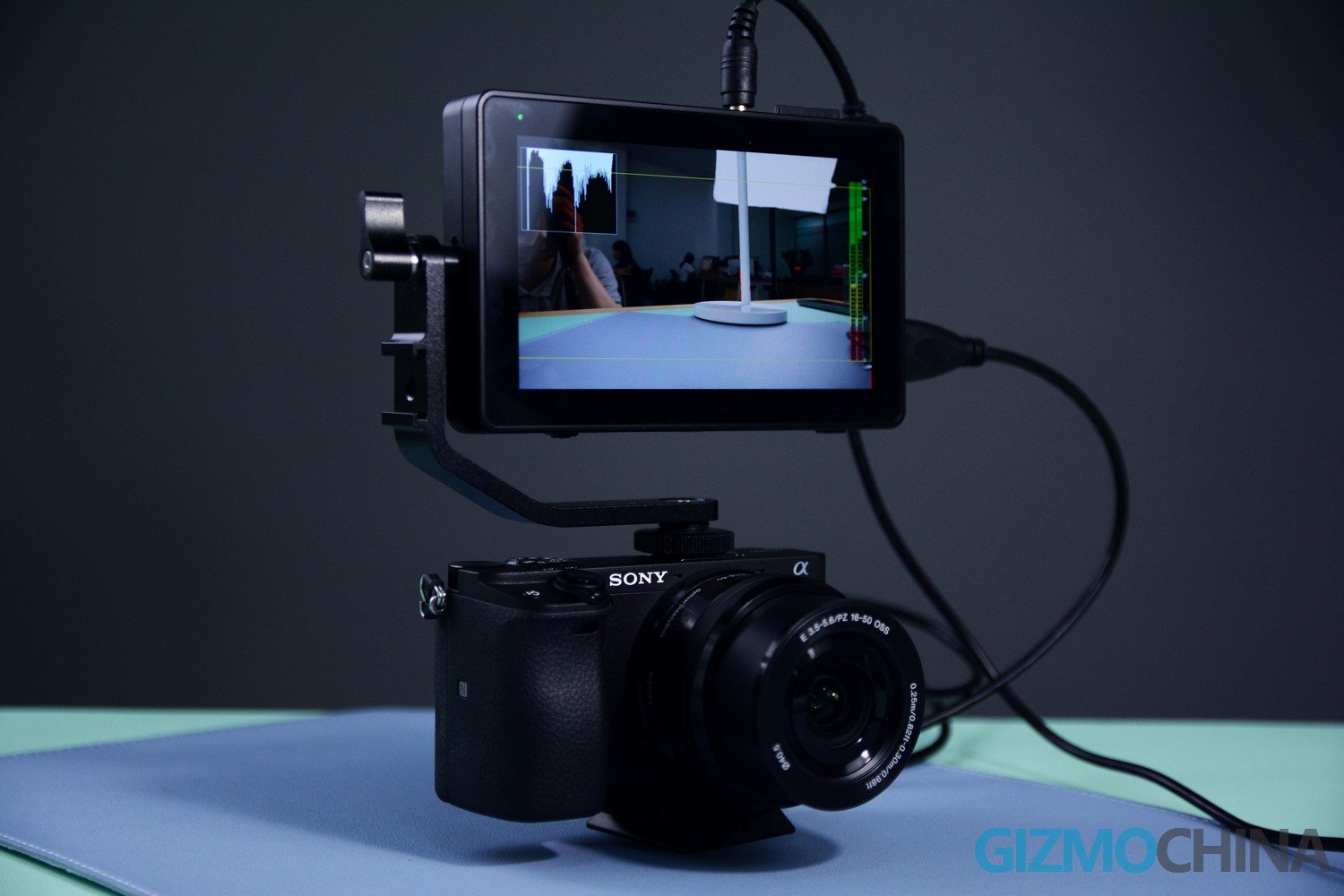 on camera monitor for dslr