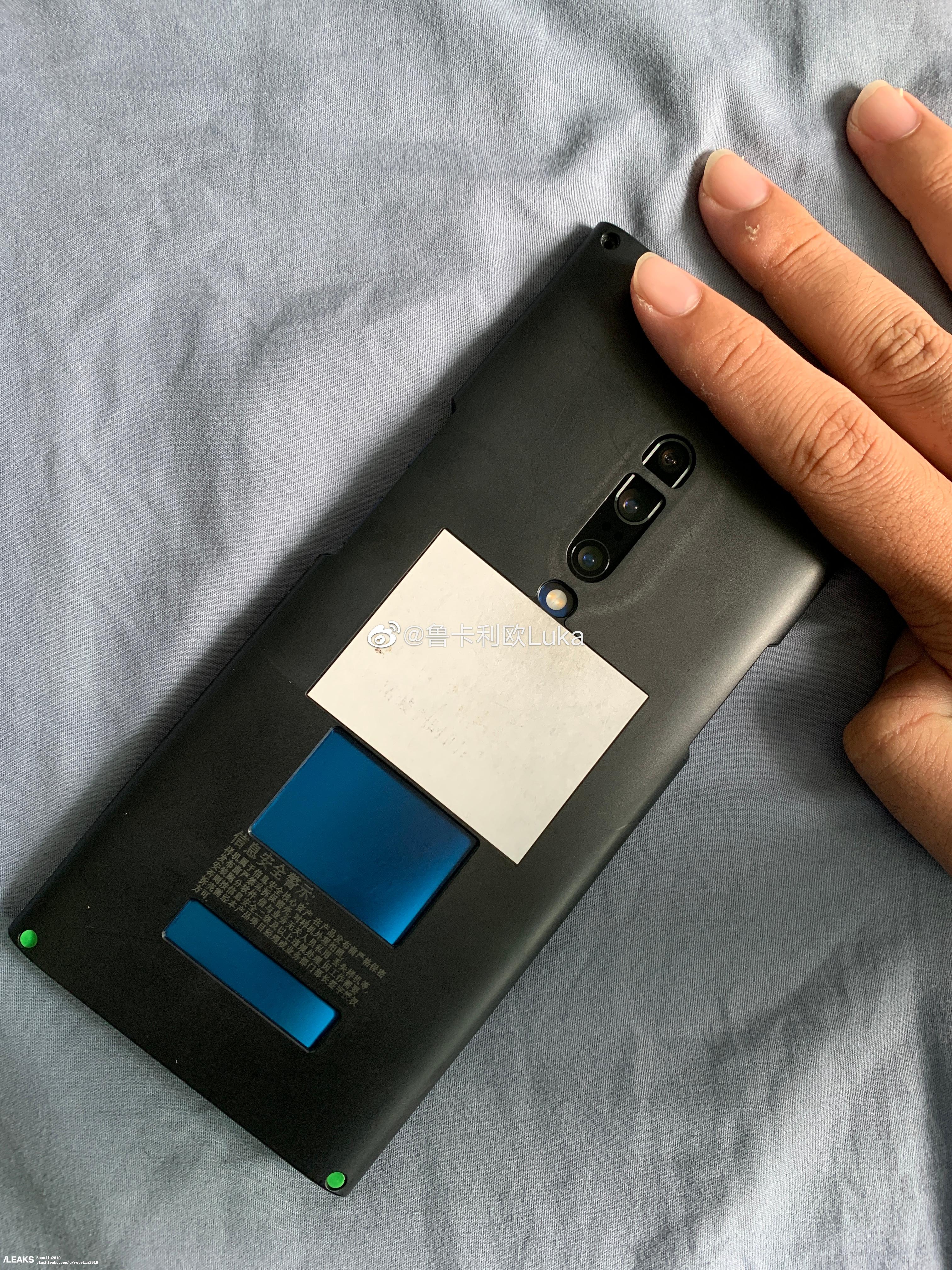 OnePlus 7T Pro leaked photo 2