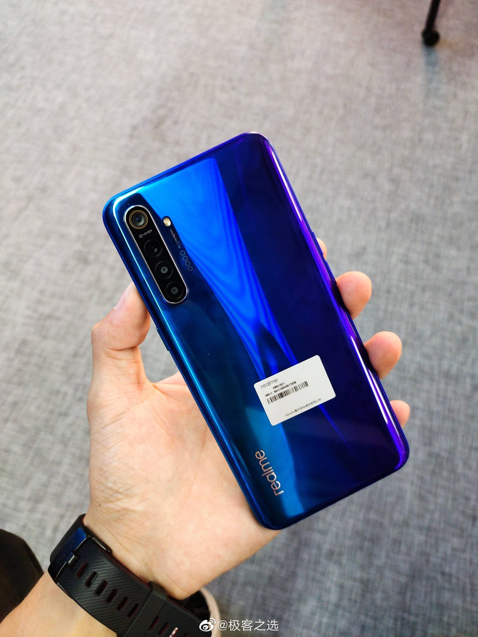 Realme XT