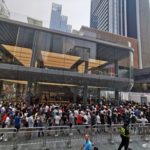 Huawei Global Flagship Store 02