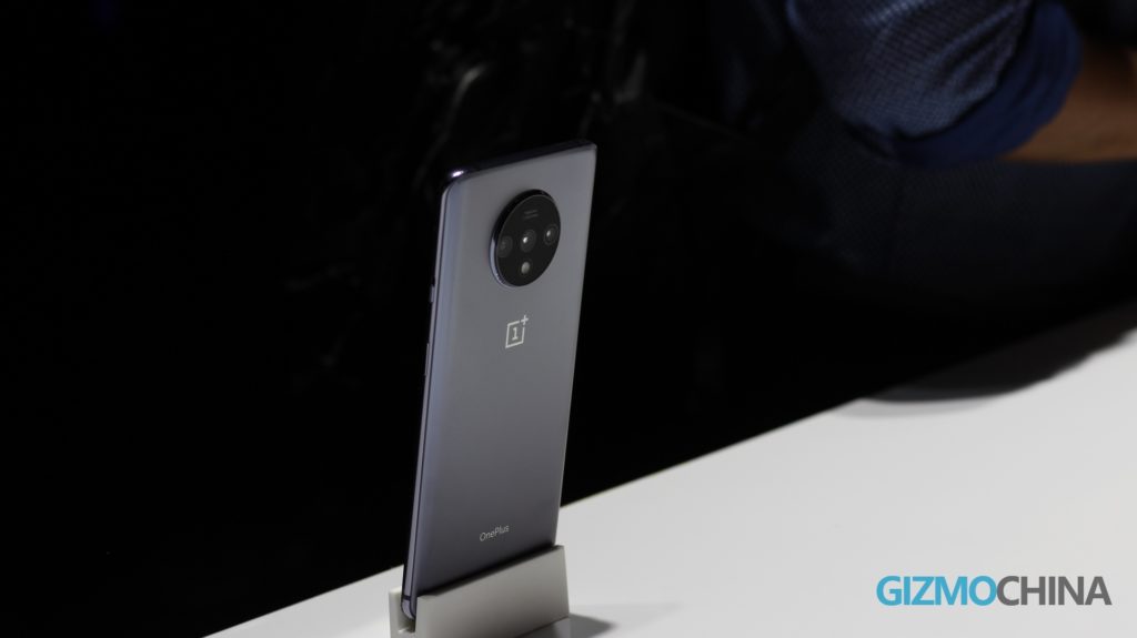 OnePlus Frost black featured