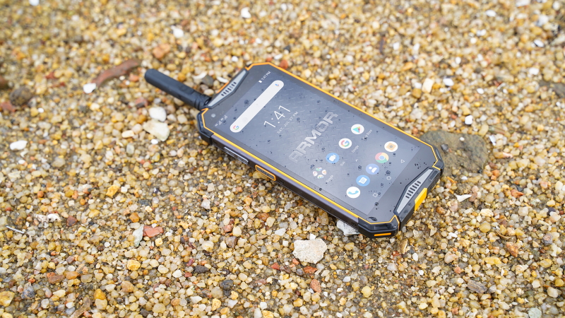 Ulefone demonstrates the new Armor 3W/3WT in video prior to their ...