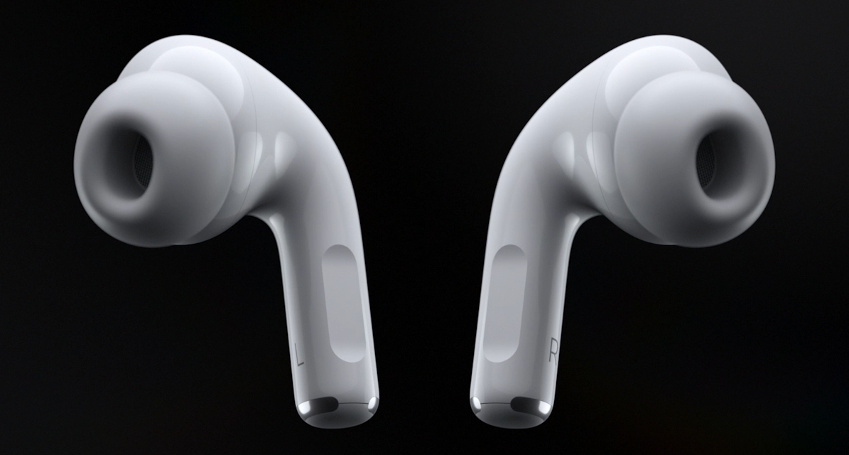 Apple considering to bundle AirPods with iPhone 2020 models -