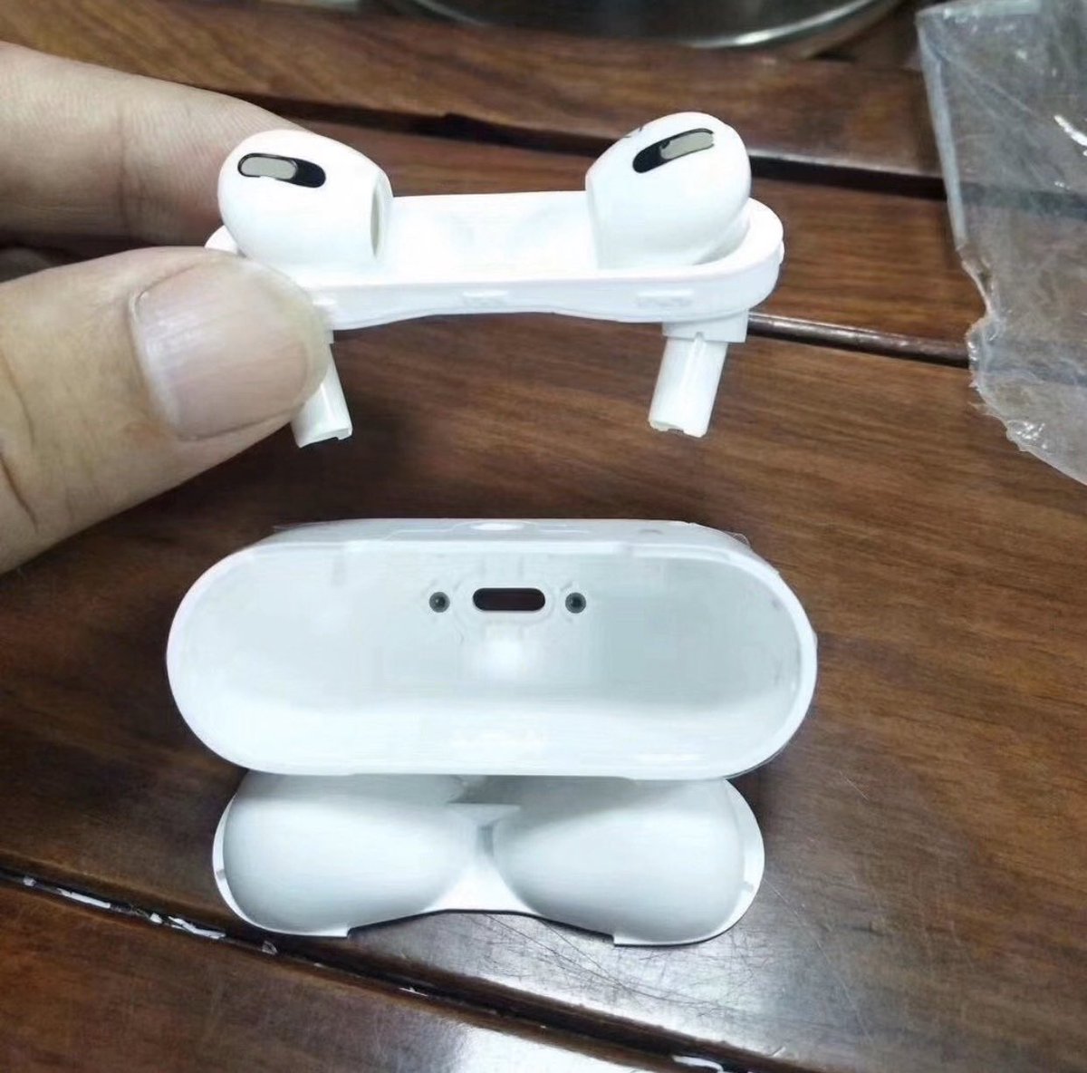 In less than 24 hours of launch, replicas of Apple AirPods Pro surface online - Gizmochina