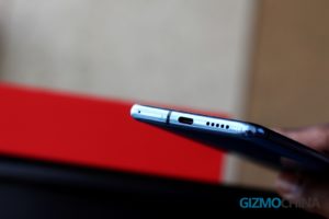 OnePlus 7T Hands on USB C