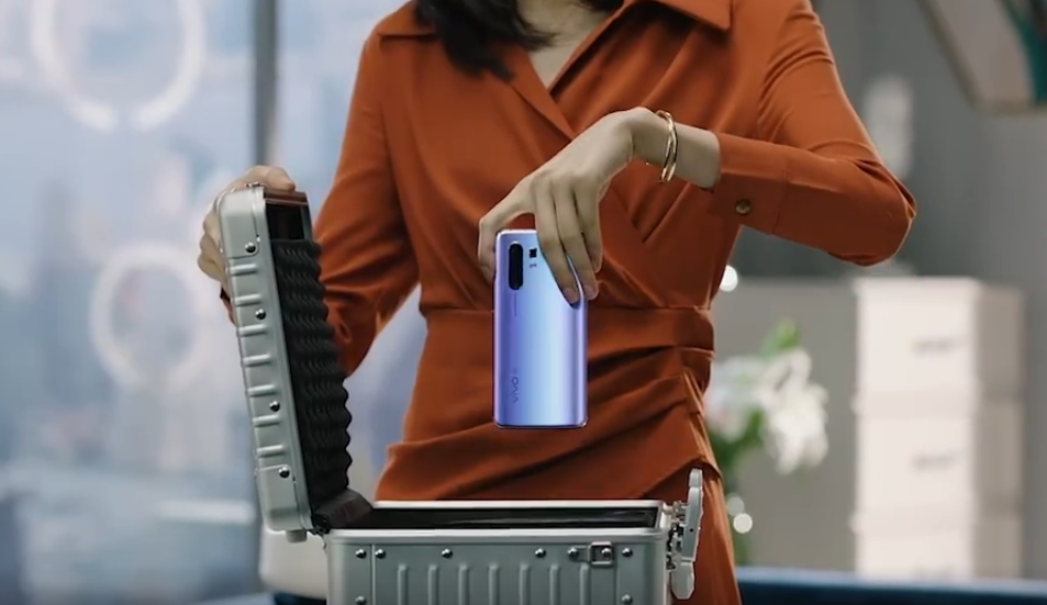 Vivo X30 5G rear design