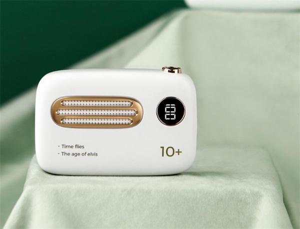 https://www.gizmochina.com/wp-content/uploads/2019/11/retro-radio-powerbank-3.jpg