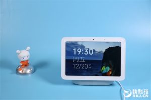 Mi AI Touchscreen Speaker Pro 8