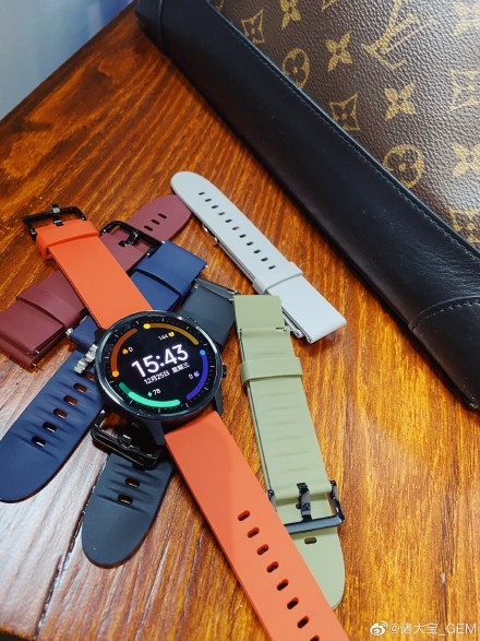 Xiaomi Watch Color live photo