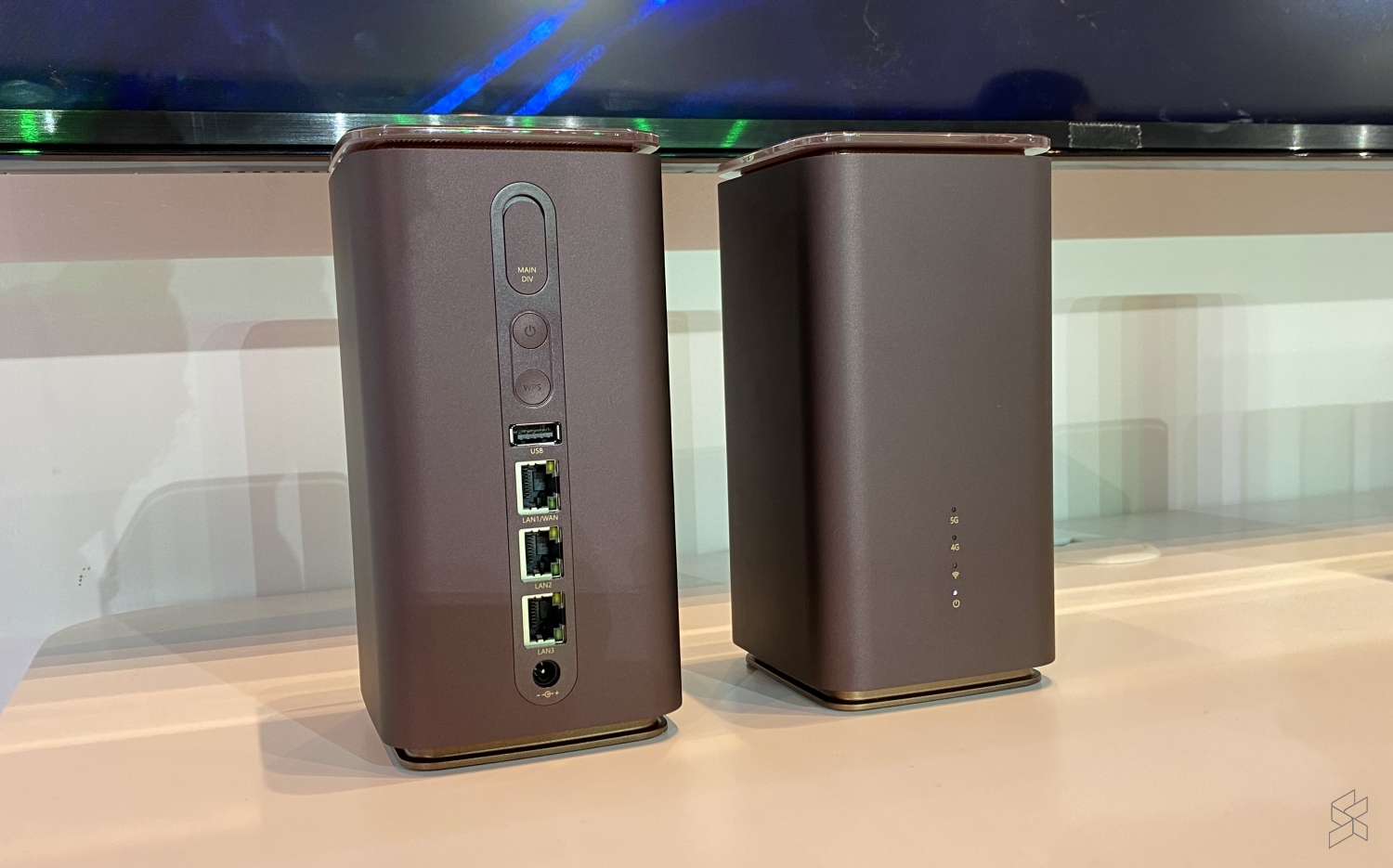 OPPO 5G CPE T1 Brown