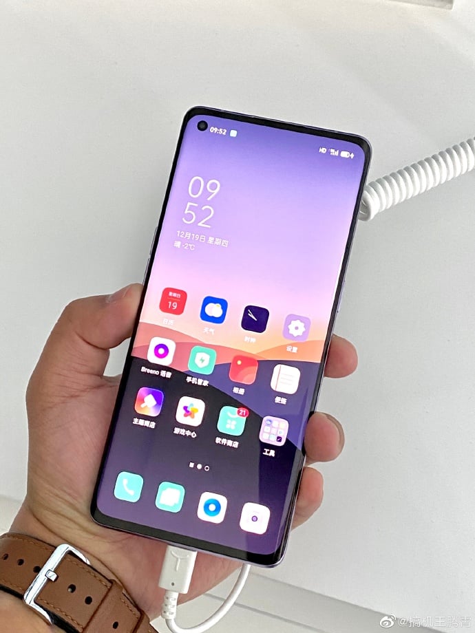 Oppo Reno3 Vs Reno3 Pro 5g What S The Big Difference Gizmochina