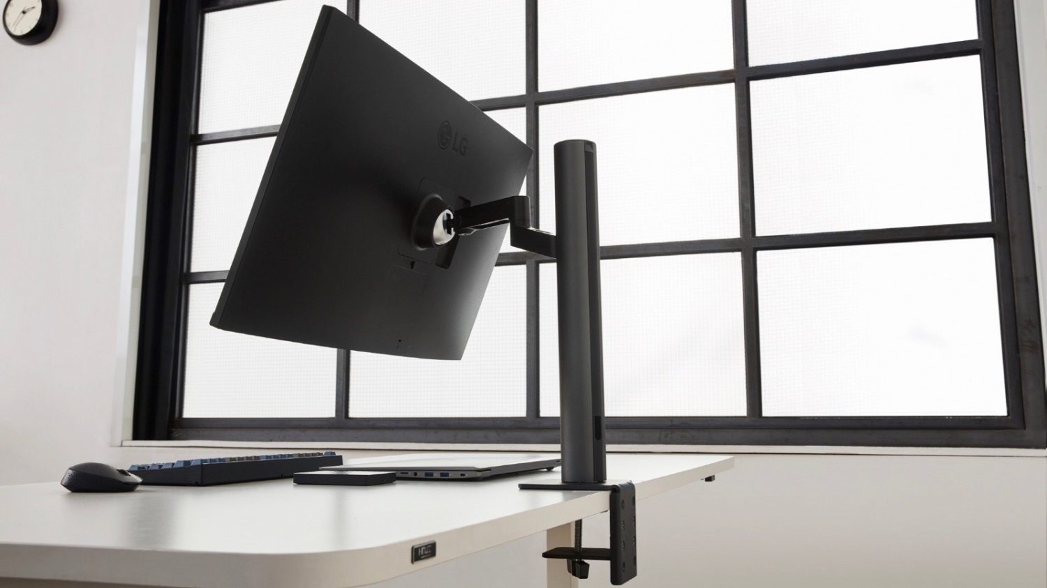 New LG Ultra Monitors coming at CES in January