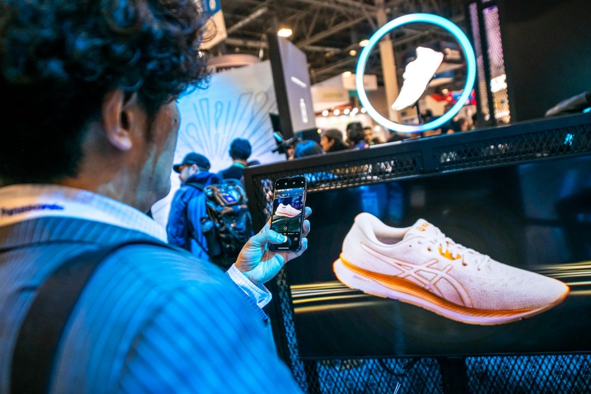 ASICS Smart Shoes helps you run better by providing real-time feedback and  tips - Gizmochina