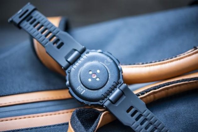 amazfit t rex on hand