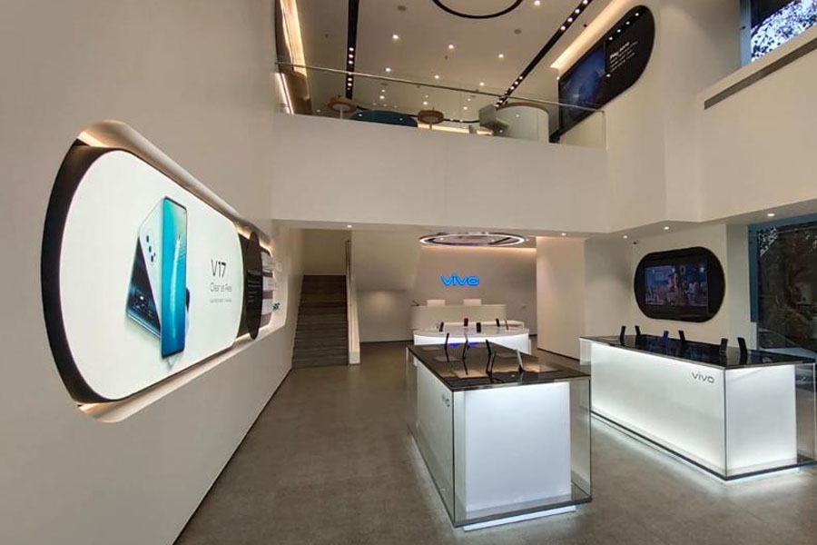 Vivo experiential flagship store