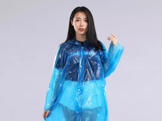 Xiaomi Youpin launched a Disposable Raincoat for 29.9 Yuan ($4.3 ...