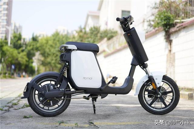 Xiaomi ra mắt xe điện thông minh 70Mai, chạy được 60km, giá 10 triệu > Xe tay ga điện thông minh 70mai