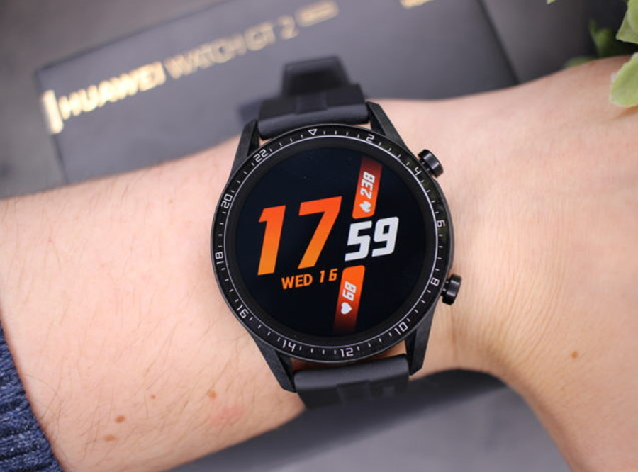  HUAWEI Watch GT 2 (42 mm) Smart Watch, 1.2 Inch AMOLED