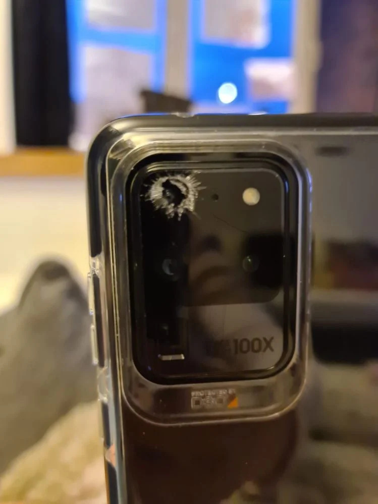 Galaxy S20 Ultra Shattered Broken Camera Glass 02