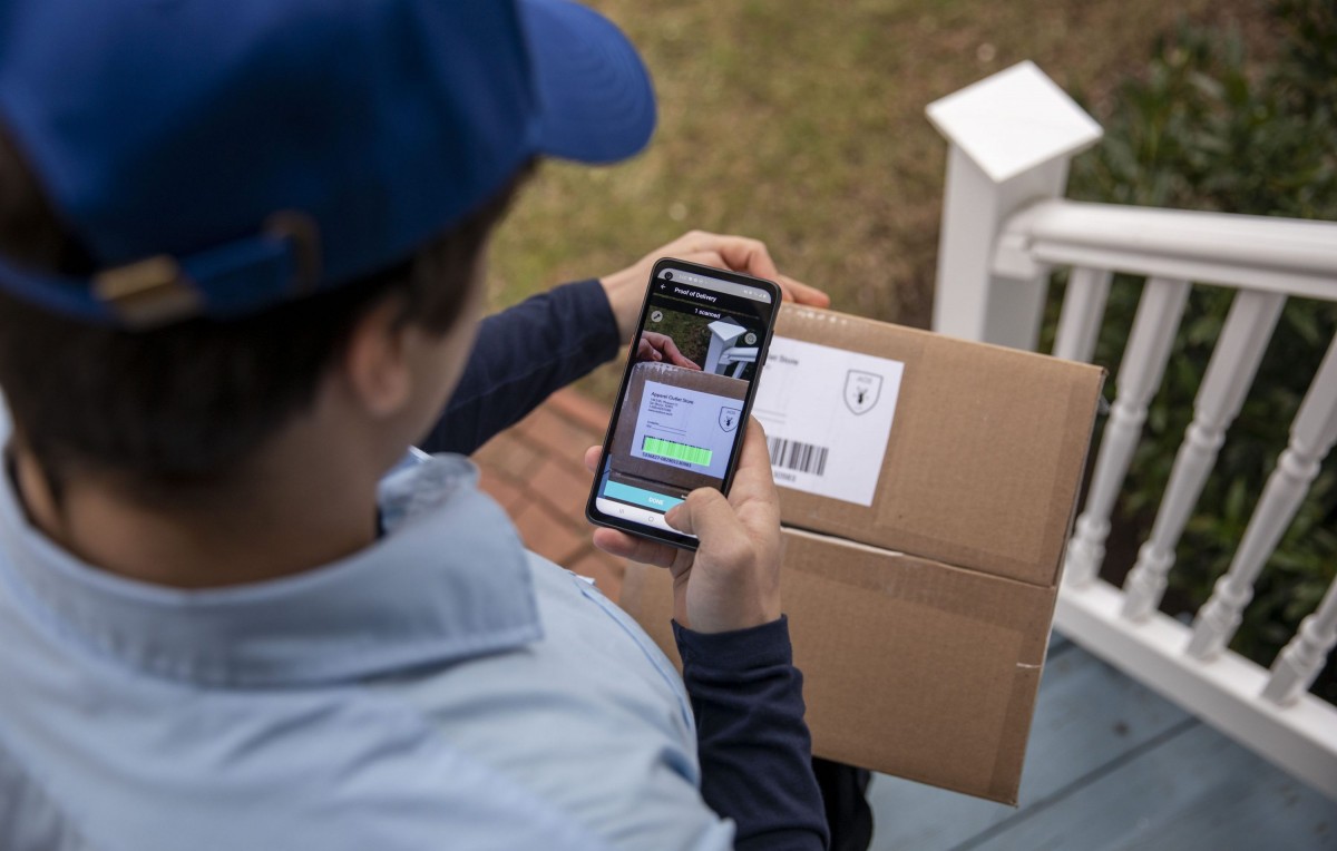 Walmart Gifts A Galaxy Xcover Pro Each To Half Of Its Roughly 1 6 Million Us Employees Gizmochina