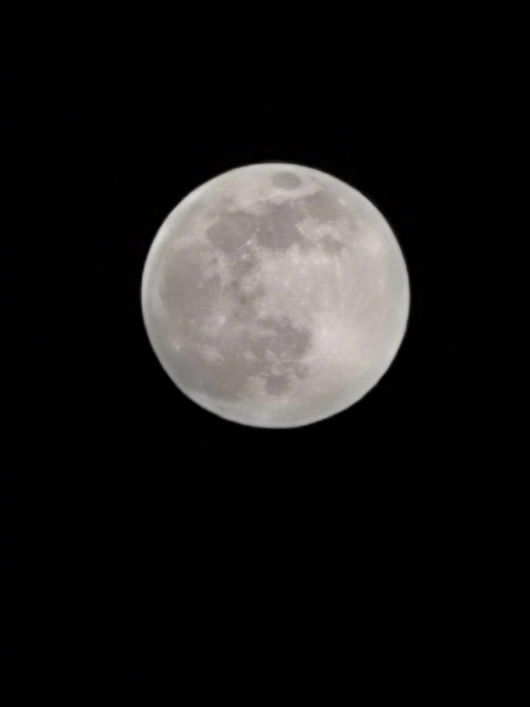 Honor 30 Pro Super Moon Periscope Camera Sample
