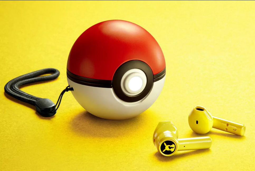 ستبيع Razer قريبًا سماعات أذن Pikachu ، وستصل بحقيبة Pokéball