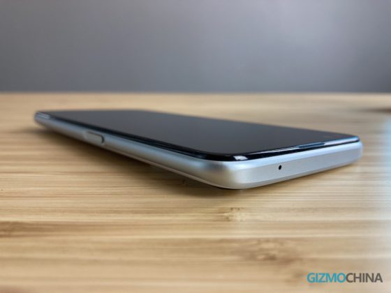 Realme X3 SuperZoom - руки на 1