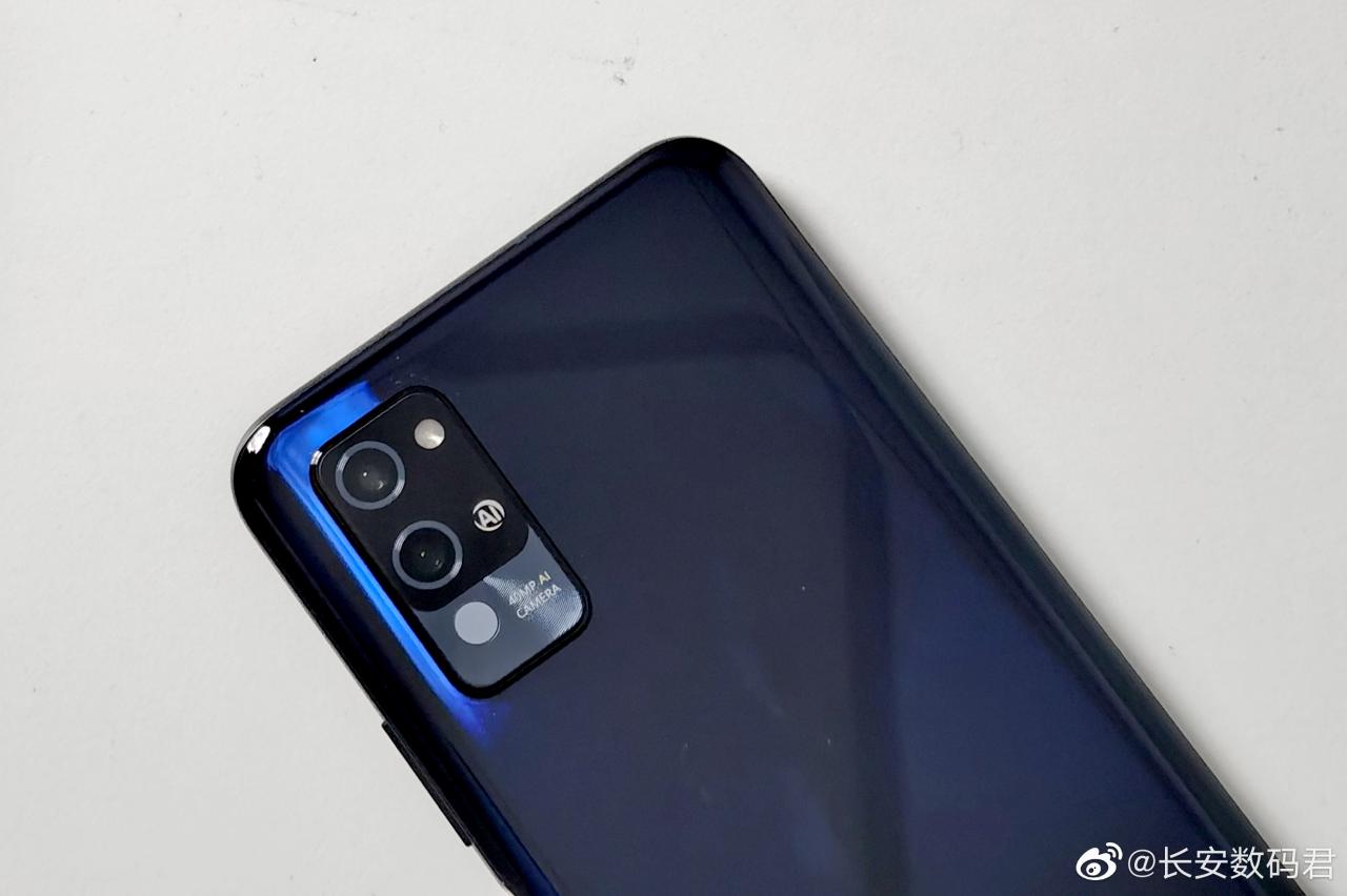 https://www.gizmochina.com/wp-content/uploads/2020/05/honor-play-4-pro-rear-camera.jpg