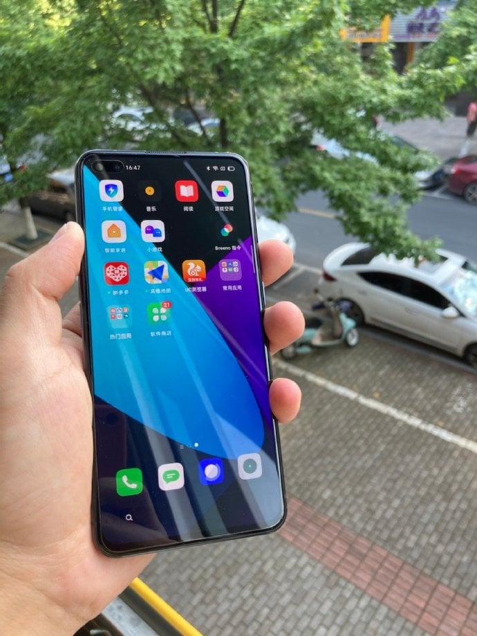 https://www.gizmochina.com/wp-content/uploads/2020/05/realme-x50-pro-player-4.jpg