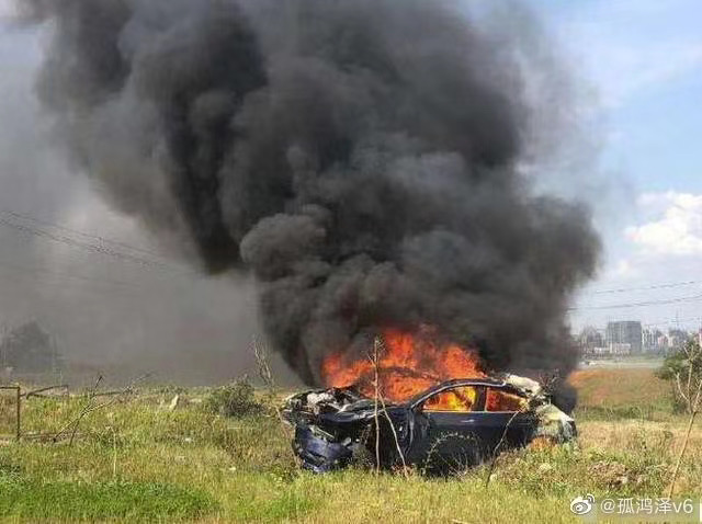 Tesla Model 3 crash and fire