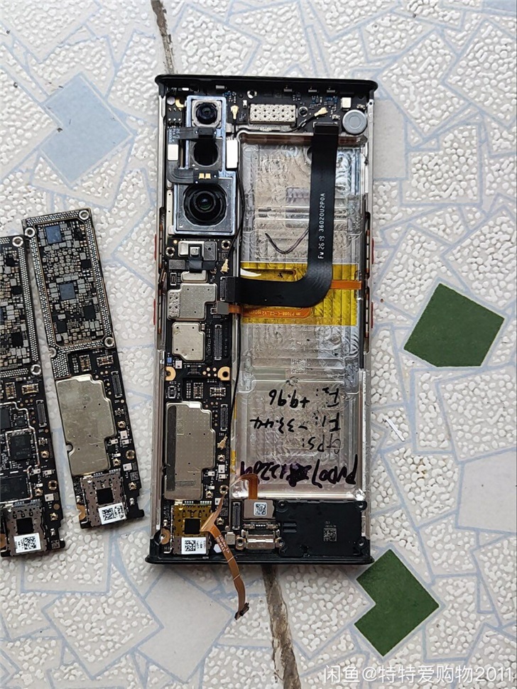 DIGBUSEL - Xiaomi Bocorkan Komponen Internal Mi MIX Alpha Teardown