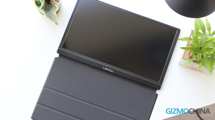 Lepow Portable Monitor Review 07