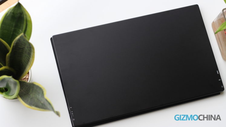 Lepow Portable Monitor Review 20