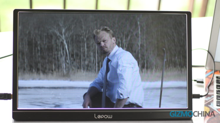Lepow Portable Monitor Review 39