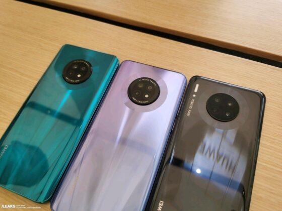 Huawei Enjoy 20 Plus live images appear with specifications 3 Huawei Enjoy 20 Plus live shots 1