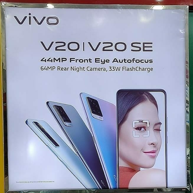 Vivo V20 SE advertising board