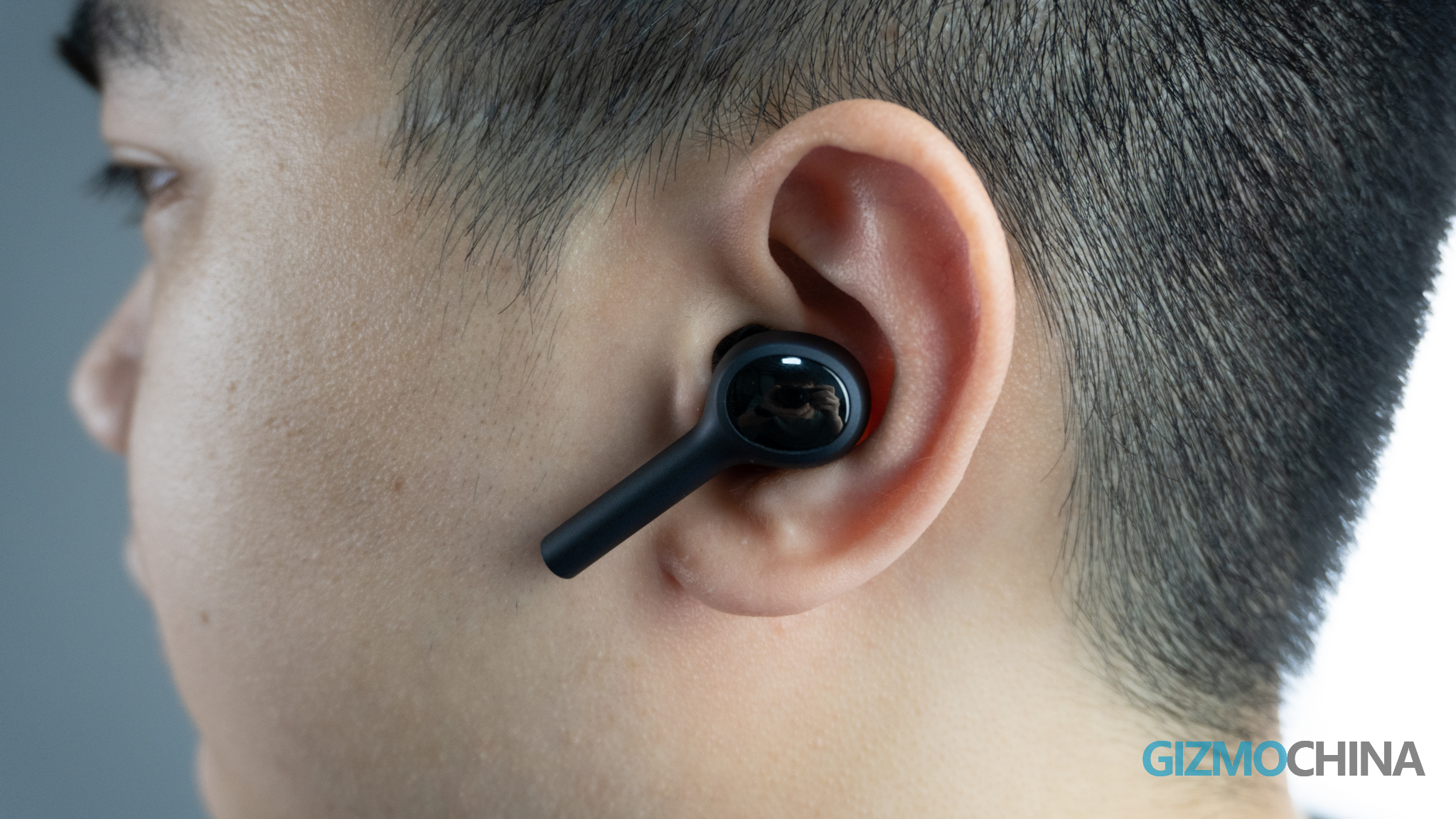 Xiaomi Mi Air 2 Pro ANC Earbuds Hands-on: Matte Finish gives a Premium ...