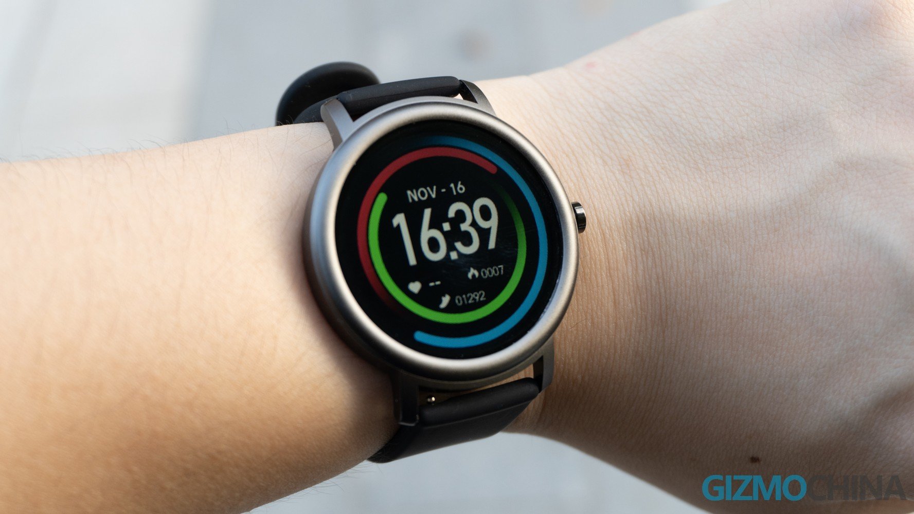 مراجعة Mibro Air Smartwatch: يمكن ارتداؤها بشكل جيد وبأسعار معقولة بواسطة Xiaomi Ecosystem