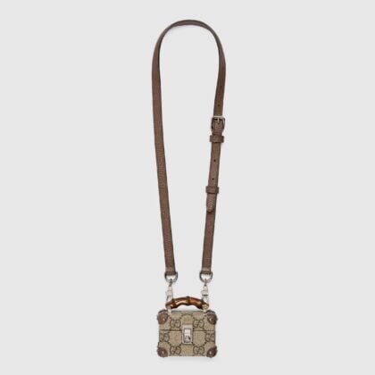 GUCCI releases new AirPods cases priced at $1,100 and $460 respectively 6 GUCCI AirPods Pro Case 01