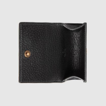 GUCCI releases new AirPods cases priced at $1,100 and $460 respectively 12 GUCCI GG Marmont AirPods Case 03