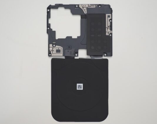 First-ever Xiaomi Mi 11 Teardown reveals L-Shaped Cameras, Battery, and more 7