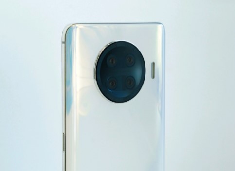 A confirmed Realme Koi phone with the Snapdragon 888, it is expected to arrive with a beautiful design