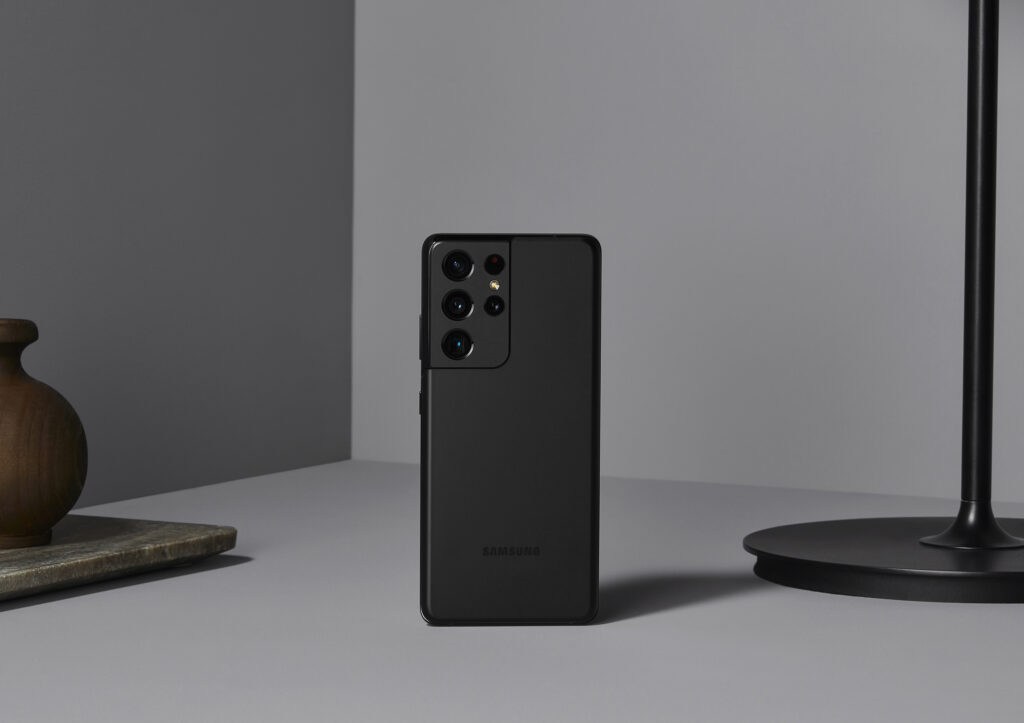 Samsung Galaxy S21 Ultra Phantom Black Featured