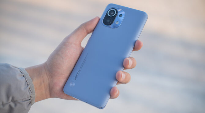 Xiaomi Mi 11 Handson Premium Design with a fabulous 2K