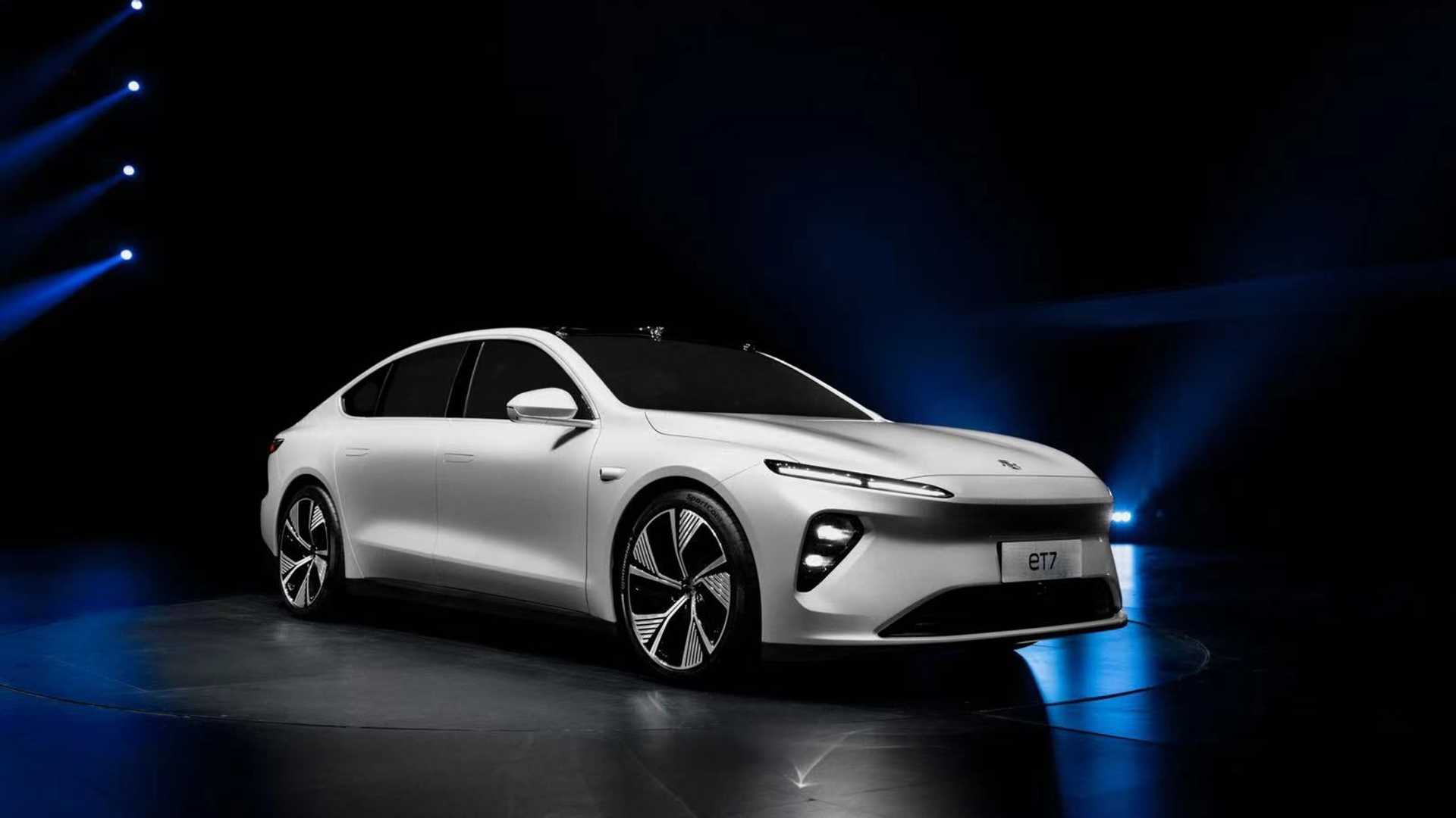 Chinese EV maker Nio considers production in Europe; ET7 launching in 2022  - 