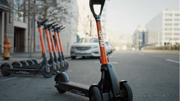 Spin S-200 electric scooter