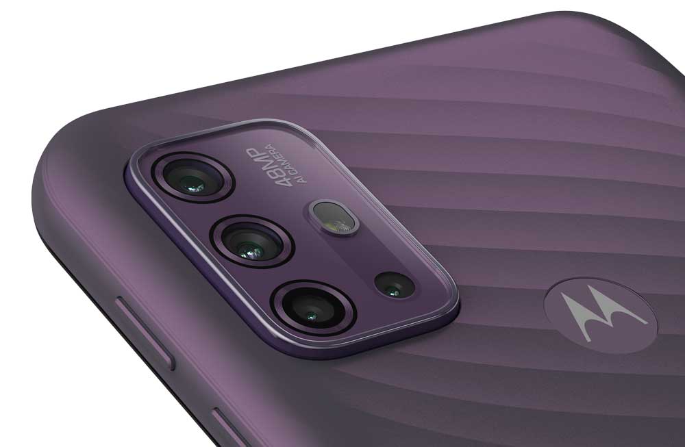 Motorola Moto G10 Aurora Gray Camera Featured