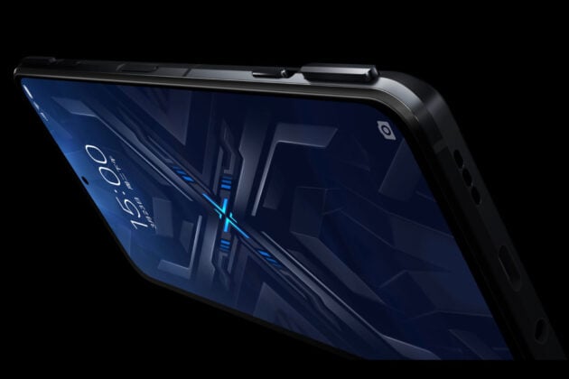 Black Shark 4 series launched with 720Hz touch sampling rate, mechanical shoulder buttons, and more 4 Black Shark 4 Series Shoulder Buttons 01